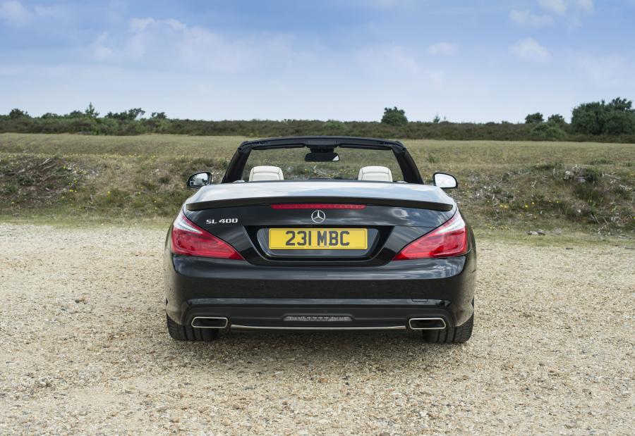  Mercedes-Benz SL400 2014 года  (UK) (фото 12 из 31)